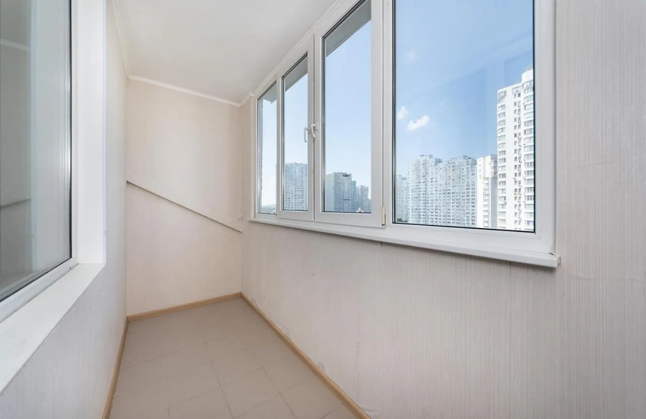 Apartment Большая 3 Комнатная На Осокорках Гмирі 2 Kiew Ukraine